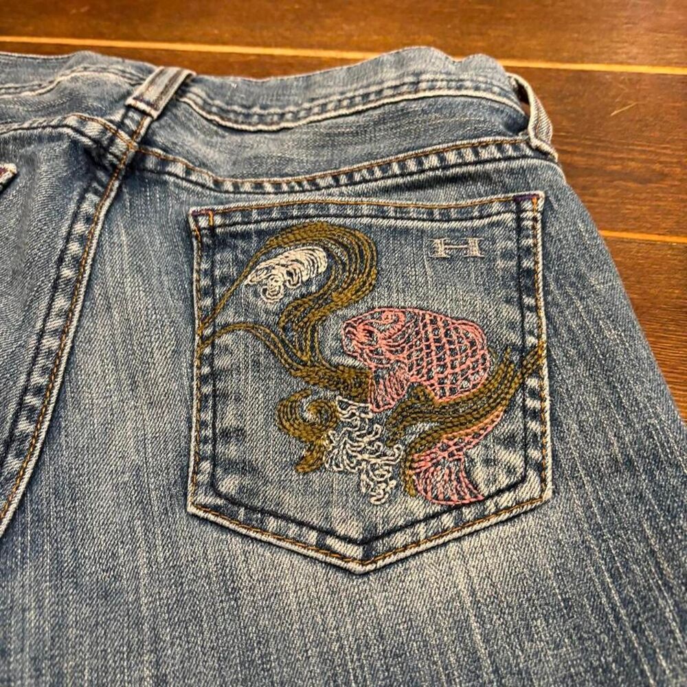 Habitual Women's embroidered shorts - Picture 11 of 12